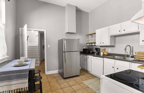 Mid-City Apartment | Gorgeous backyard Pool, 2BD Midcity Retreat!