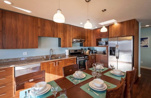 Marshall Cottage | Gorgeous Bayside Cottage on Magical Tomales Bay (Point Reyes, Marshall)