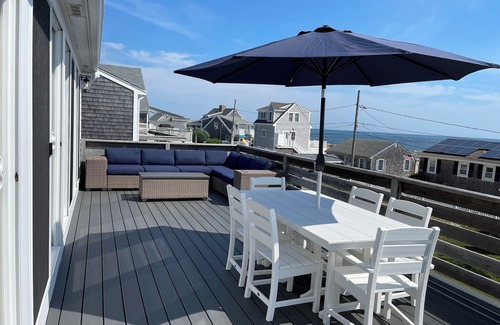 Sandwich House | Gorgeous Beach Home Offering PANORAMIC Views Of Cape Cod Bay.