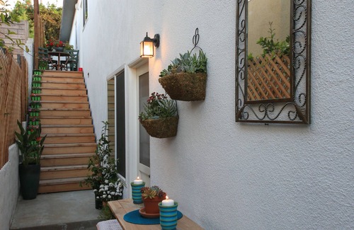 Playa Del Rey Apartment | Gorgeous Beach Town Lux Auberge 2 rooms, 1 baths