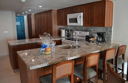 Simpson Bay Condo | Gorgeous Beachfront Ground Floor 2 Bedroom 2 Bath Condo