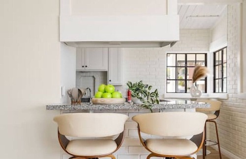 El Segundo Apartment | Gorgeous Beachside Bliss Ocean View Walk2Strand