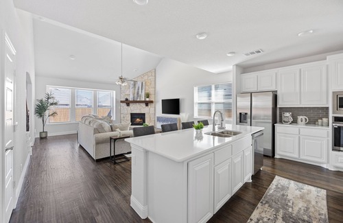 Weston House | Gorgeous Brand New Modern Home in Celina Texas
