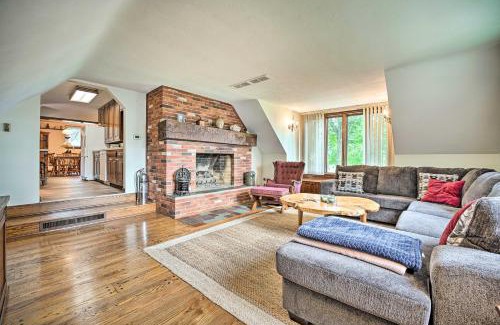 Bremen House | Gorgeous Bremen Home with Lake Access and Yard!