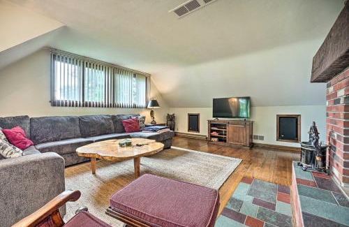 Bremen House | Gorgeous Bremen Home with Lake Access and Yard!