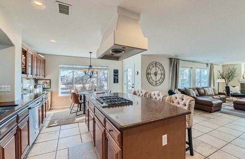 Broomfield House | Gorgeous Broomfield Estate