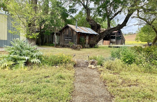 Livermore Cabin | Gorgeous Cabin on historic Ranch just five minutes from town