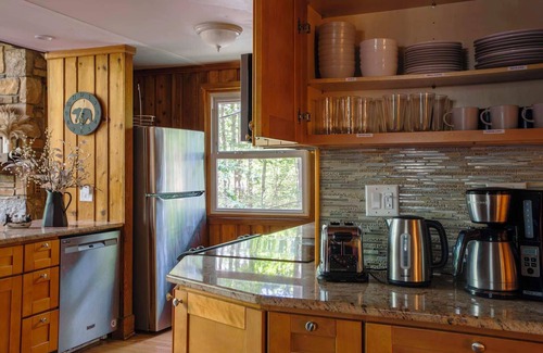 Locust Lake Village Ski Chalet | Gorgeous Chalet in the Poconos with Hot Tub, Fire Pit and BBQ!
