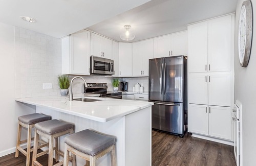 Innsbrook Condo | Gorgeous, Completely Remodeled, Waterfront Condo on Aspen Lake!