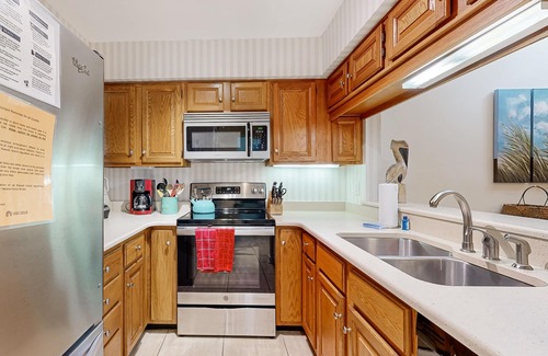 Kiawah Island Condo | Gorgeous condo w/shared tennis court & nearby playground