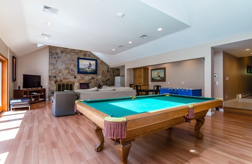 Saunderstown House | Gorgeous Contemporary. stunning space indoors and out!