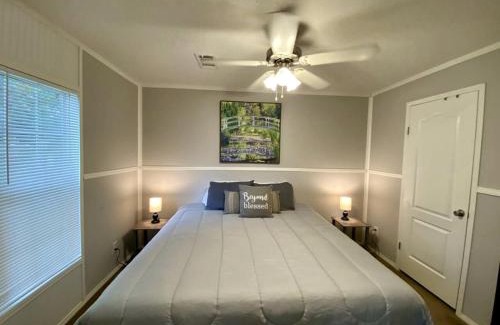 Dunnellon House | Gorgeous Cottage Close to Fantastic Hiking Trails in Dunnellon, Florida