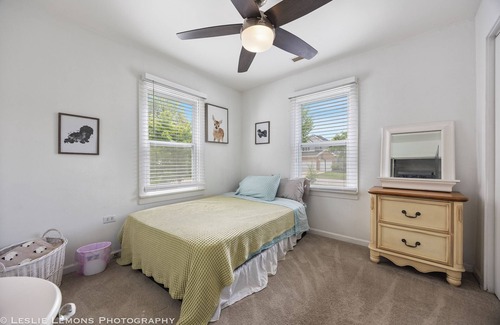 Westmont House | Gorgeous Cottage in Westmont, with massive fenced garden pet friendly, sleeps 5.