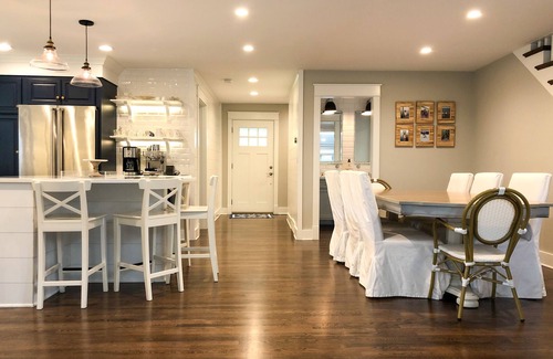 Harbor Springs House | Gorgeous cottage short walk from downtown, beach and minutes to ski hills.