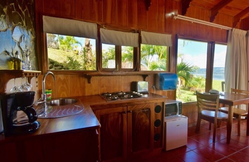 El Fosforo House | Gorgeous Cottage with Pool & Jacuzzi access & Spectacular Volcano & Lake views.