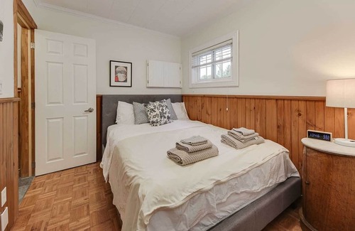 Penetanguishene Cottage | Gorgeous Country Beach/Ski Getaway POOL OPEN until SEPT END