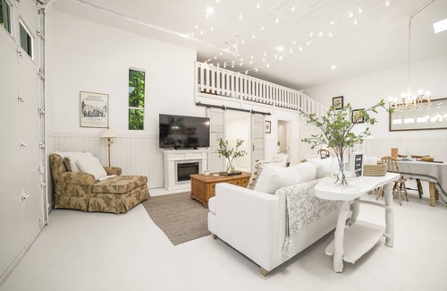 North Saanich Cottage | Gorgeous Countryside Cottage