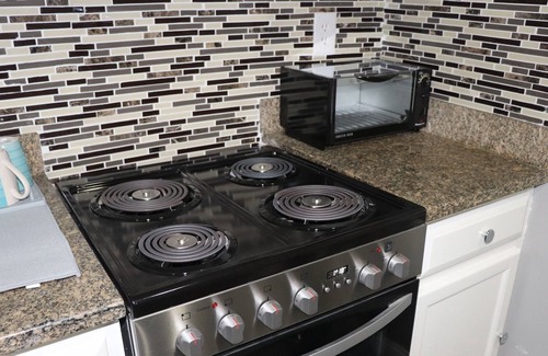 Melrose Apartment | Gorgeous Cozy 1 bedroom Apartment in Boston