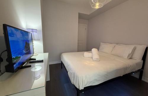 Old Town Apartment | Gorgeous downtown condo