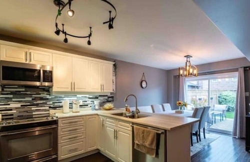 Peterborough House | Gorgeous Family Home on Goodwin