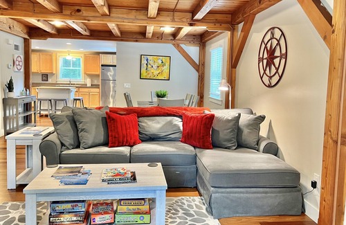 Wakefield-Peacedale House | Gorgeous, Family-Friendly Timber Frame Townhouse in Town. 10 Min to beach