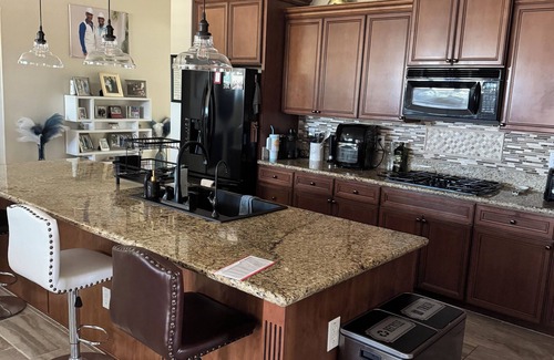 Rovey Farm Estates House | Gorgeous Glendale Vacation Oasis