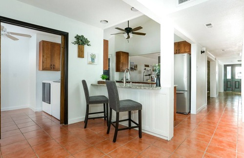 Converse House | Gorgeous Hill Country View @ Luxury Multi-Family Estate