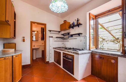 San Marco d'Alunzio House | Gorgeous home in San Marco D'Alunzio