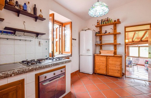 San Marco d'Alunzio House | Gorgeous home in San Marco D'Alunzio