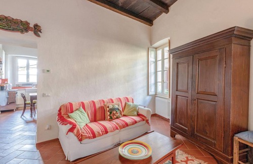 Orta San Giulio House | Gorgeous home in Orta San Giulio NO