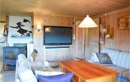 Tysvaer House | Gorgeous Home In Aksdal With Kitchen
