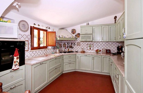 Tor San Lorenzo House | Gorgeous home in Ardea with WiFi