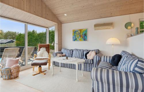 Andkær Vig House | Gorgeous Home In Børkop With Kitchen