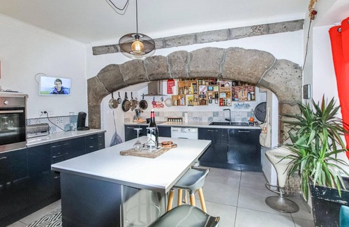 Barnas House | Gorgeous home in Barnas