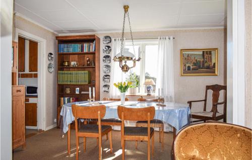 Burseryd House | Gorgeous Home In Burseryd With Kitchen