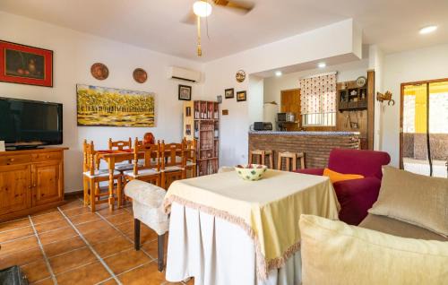 El Castillo de las Guardas House | Gorgeous Home In Castillo De Las Guarda
