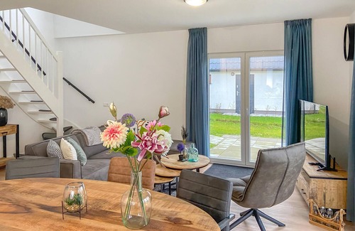 Den Oever House | Gorgeous home in Den Oever with WiFi