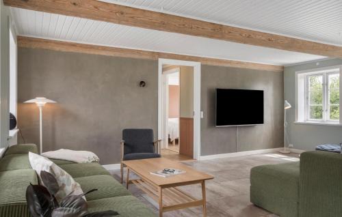 Pedersker House | Gorgeous Home In Aakirkeby With Sauna