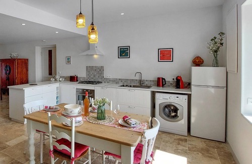 Dognen House | Gorgeous home in Dognen with WiFi