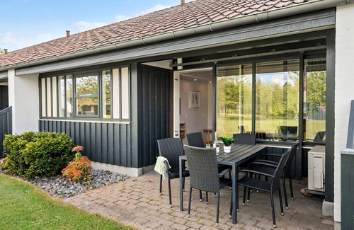 Gjern House | Gorgeous home in Gjern with sauna