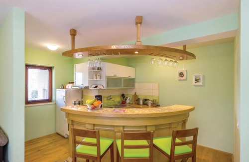 Jadranovo House | Gorgeous home in Jadranovo with kitchen