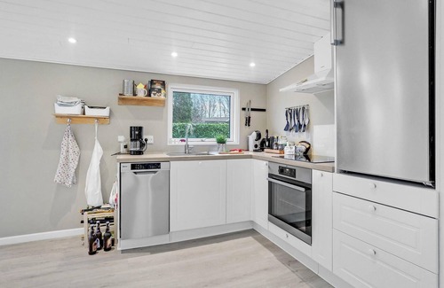 Juelsminde House | Gorgeous home in Juelsminde with WiFi
