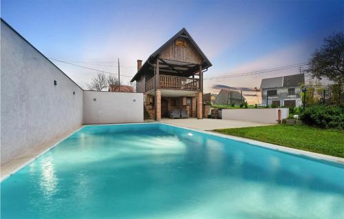 Klostar Ivanic House | Gorgeous Home In Klostar Ivanic