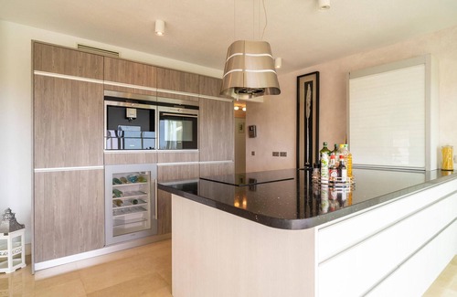 Elviria House | Gorgeous home in Marbella