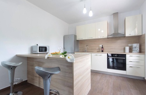 Filipana House | Gorgeous home in Marcana with WiFi