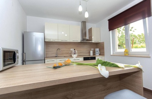 Filipana House | Gorgeous home in Marcana with WiFi