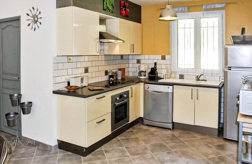 Merindol House | Gorgeous home in Merindol