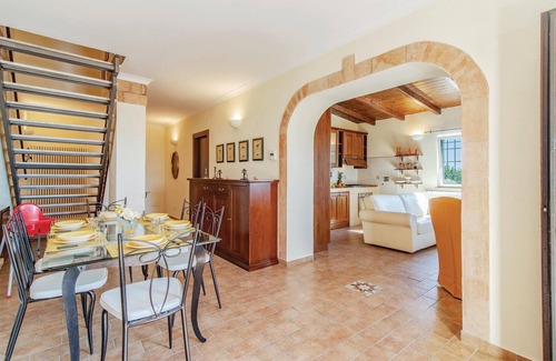 Mondavio House | Gorgeous home in Mondavio -PU-