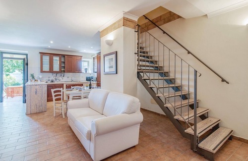 Mondavio House | Gorgeous home in Mondavio -PU-
