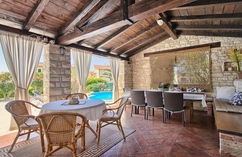 Premantura House | Gorgeous home in Pula